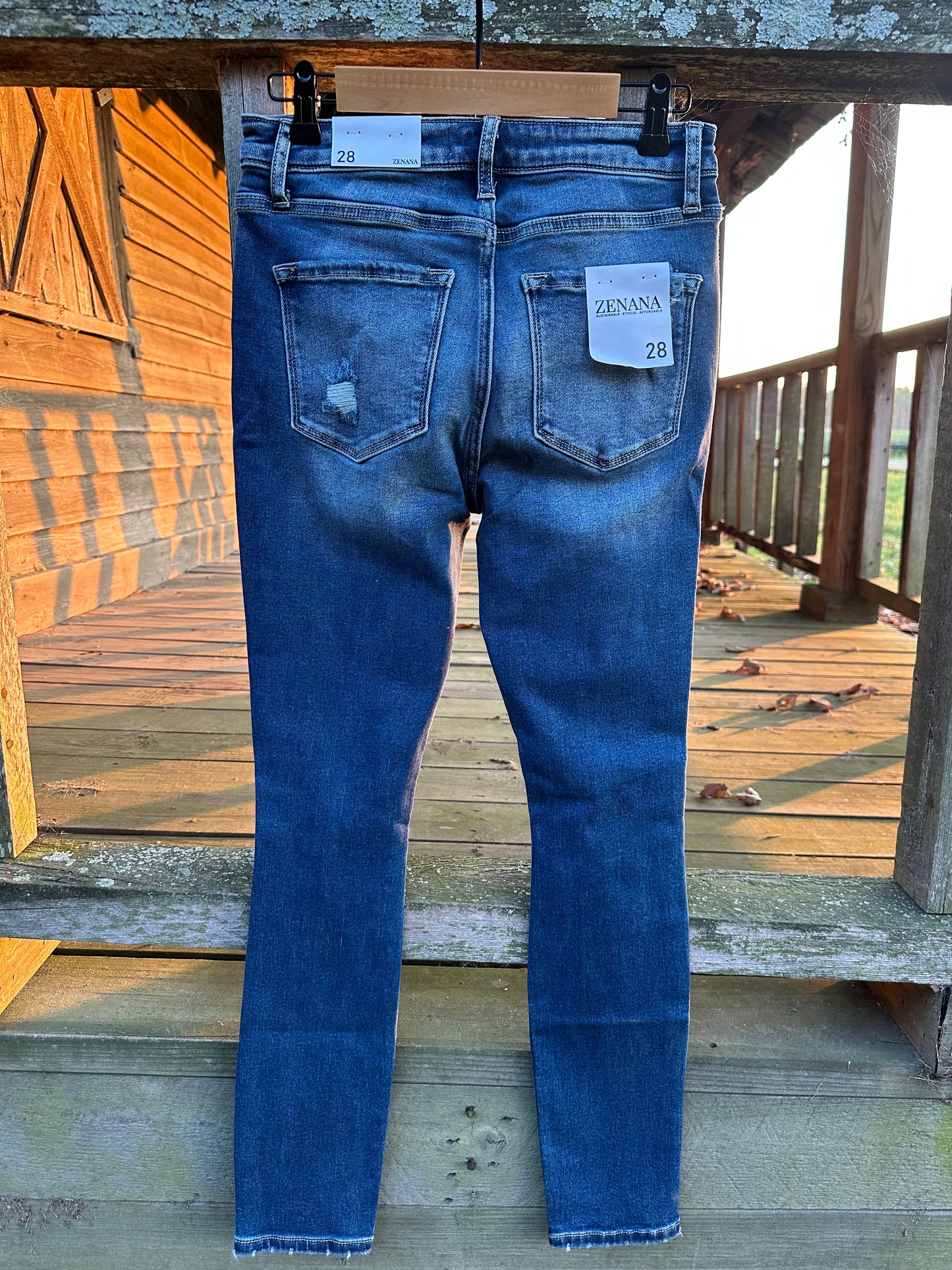 Distressed Skinny Denim Jeans 1692DD