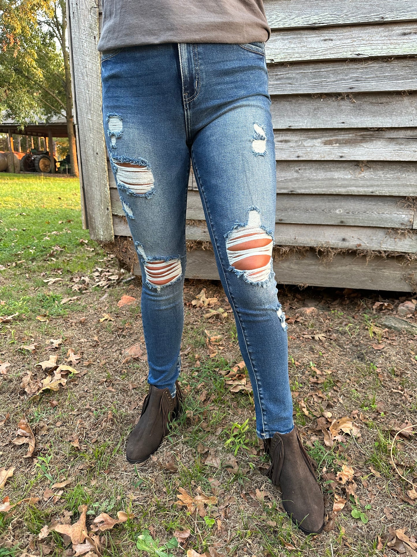 Distressed Skinny Denim Jeans 1692DD