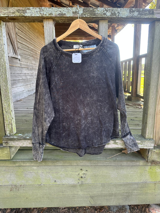 Washed Thumb Hole Cuffs Scoop-Neck Long Sleeve Top
